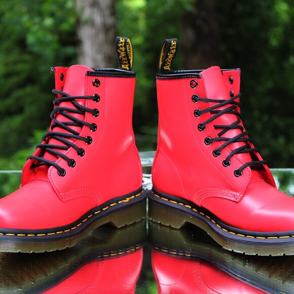 Dr. Martens 1460 Satchel Red Smooth Leather Boots - Picture 15 of 16